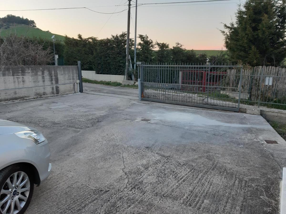 La Collinetta Dei Sassi Villa Matera Bagian luar foto